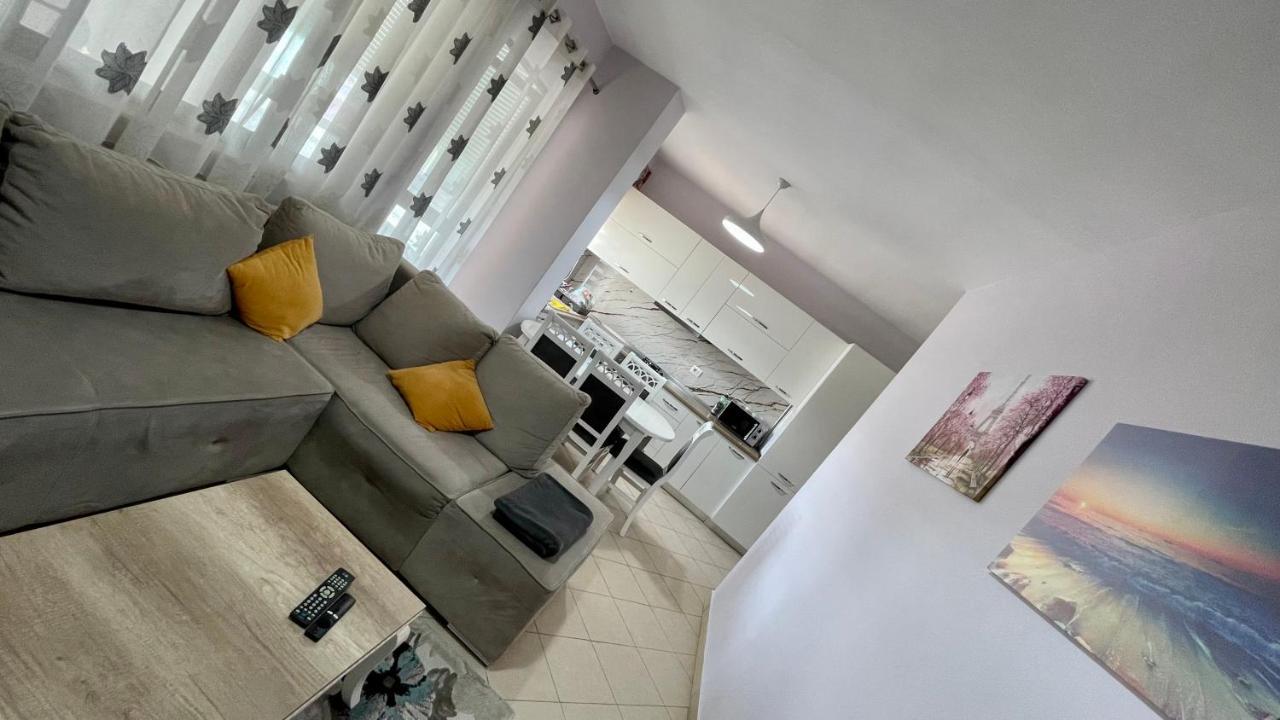 Endri'S Apartments Tirana Zewnętrze zdjęcie
