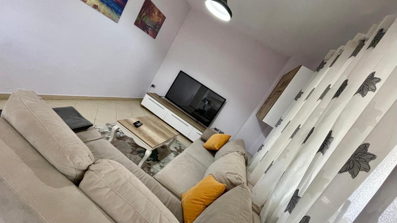 Endri'S Apartments Tirana Zewnętrze zdjęcie