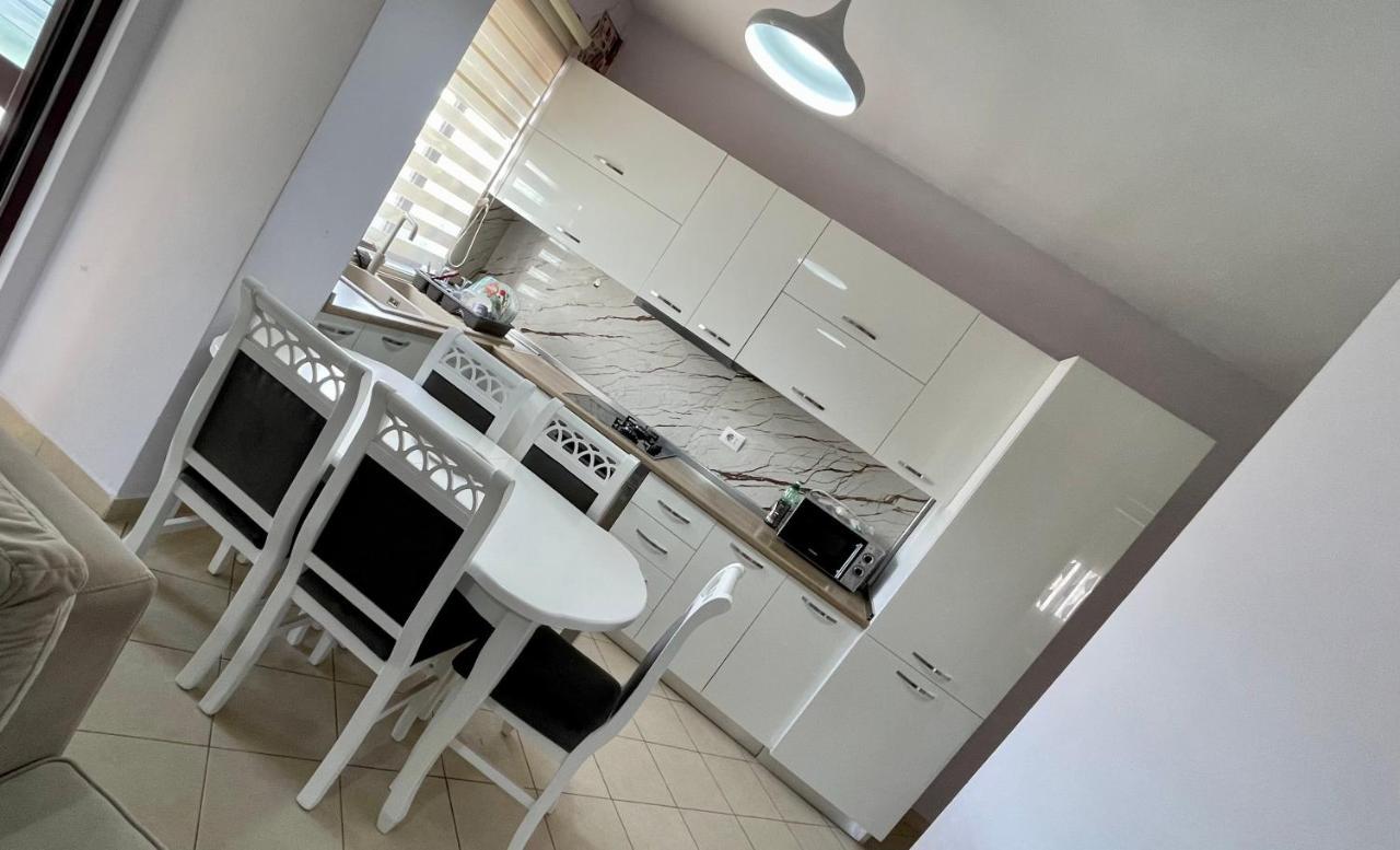 Endri'S Apartments Tirana Zewnętrze zdjęcie